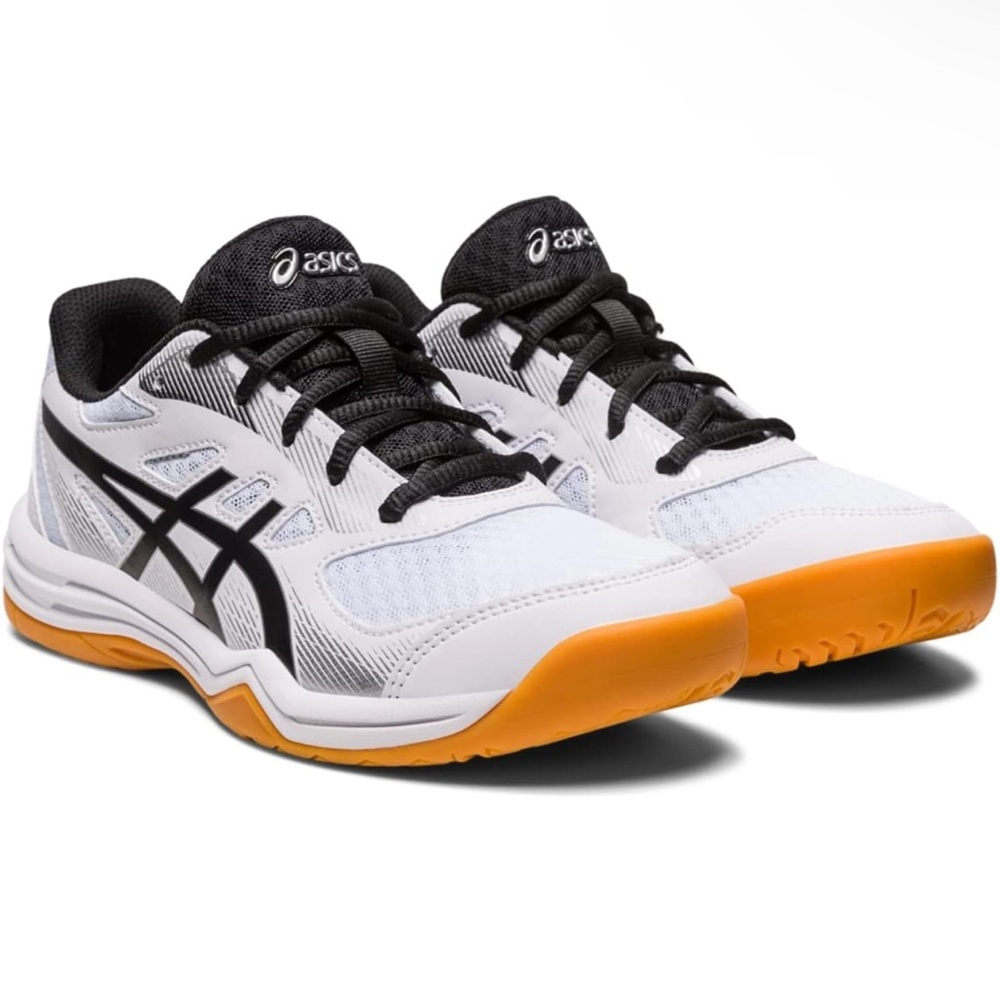 Boys ASICS sz 2.5 basketball indoor court/mark proof